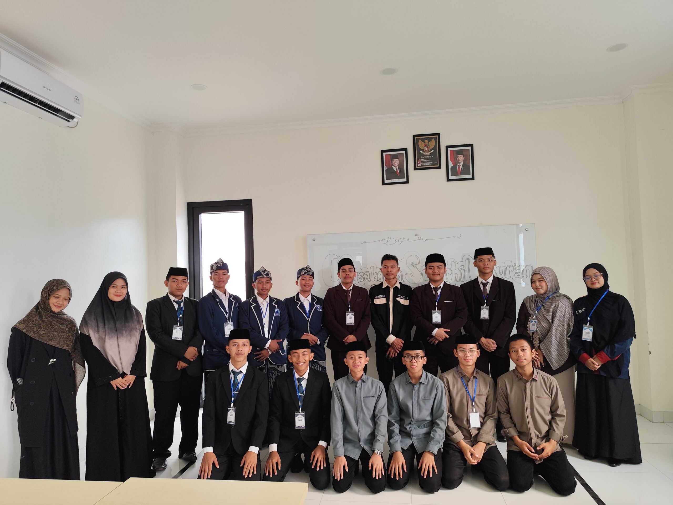 AQUFEST 2026 Resmi Dimulai, Santri, Pelajar, dan Mahasiswa Ramaikan Hari Pertama